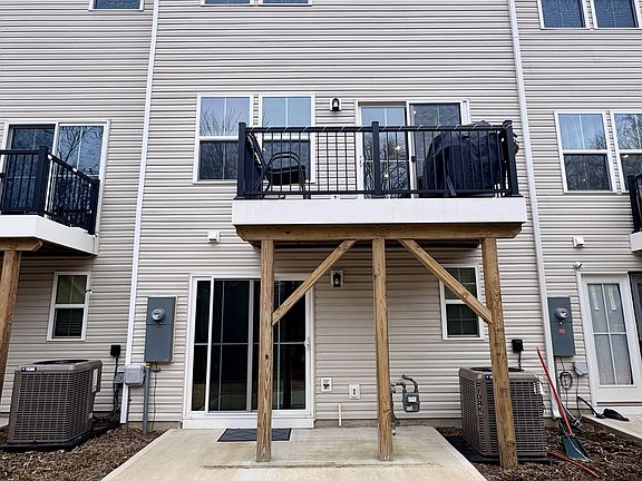 2nd image of 2315 Doby Creek Ln