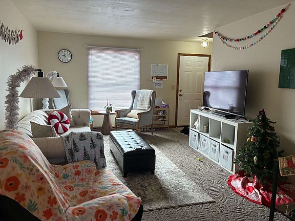 3rd image of 1215 State St APT 7