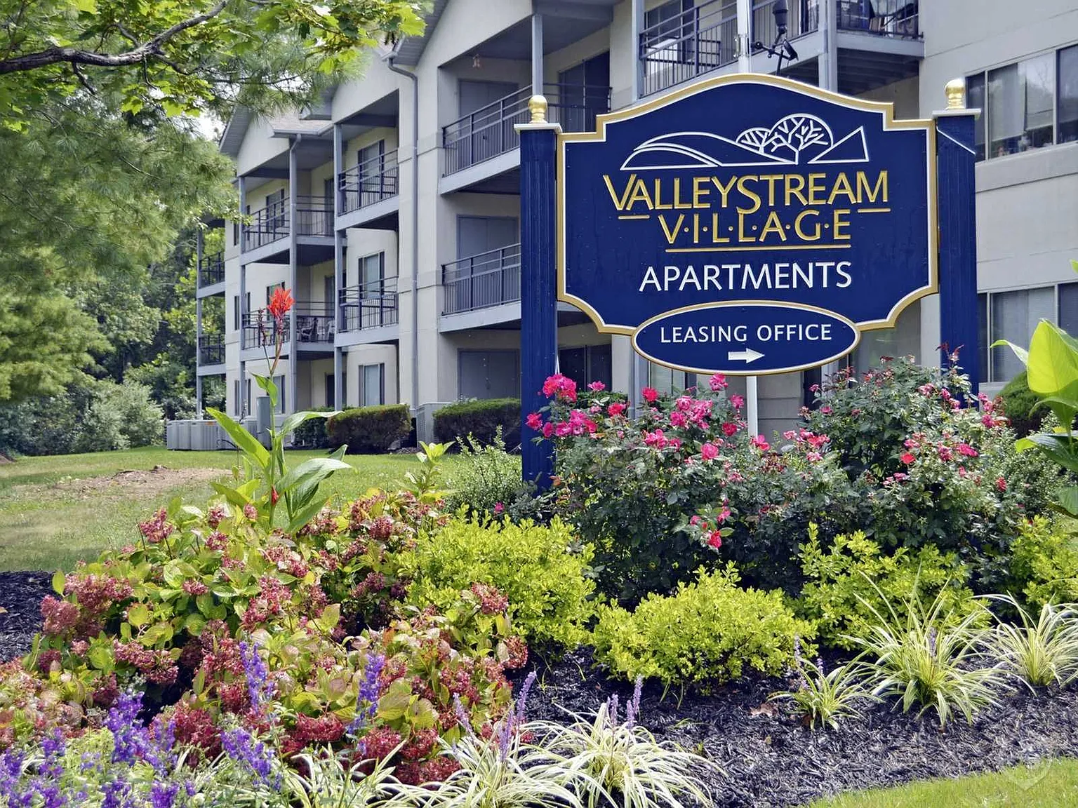 Valley Stream Village Apartments — Photo 1