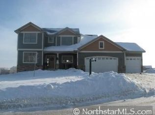 302 Heartland Rd, Buffalo, MN 55313