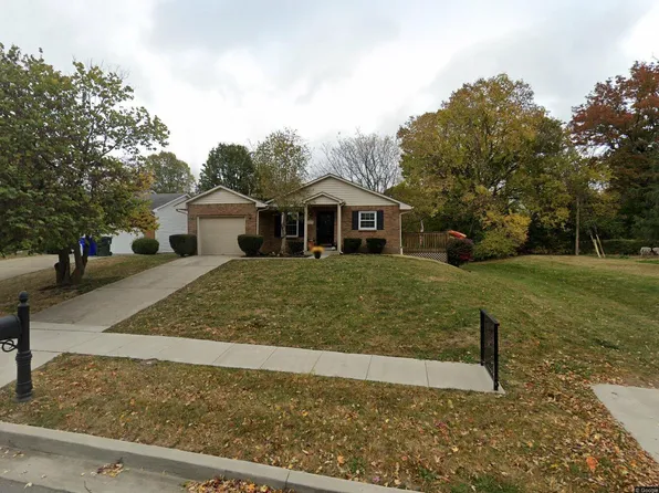 3126 Arrowhead Dr, Lexington, KY 40503