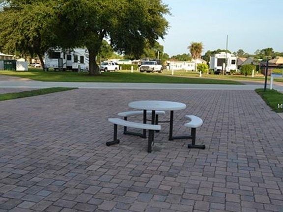 3rd image of 16630 Sunshine Ave