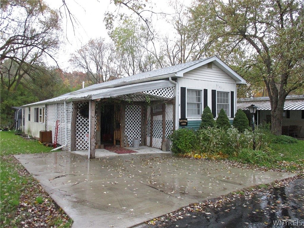 1009 Wish Cir, East Aurora, NY 14052 Zillow