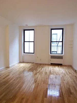 Rented by Oxford Property Group | media 7