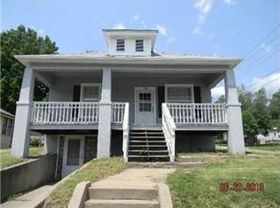 1100 Spruce St, Leavenworth, KS 66048