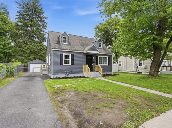 111 Breckwood Blvd, Springfield, MA 01109