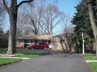 51241 Shelby Rd, Shelby Township, MI 48316