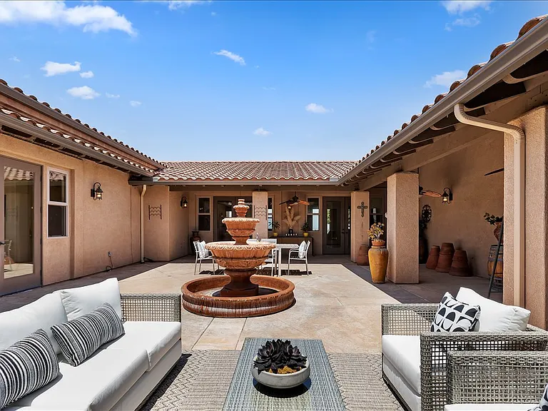 37605 Via De Los Arboles — Photo 8