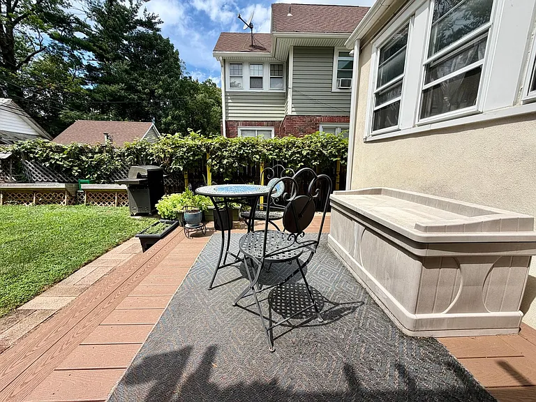318 Lincoln Ave — Photo 57