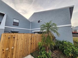 6 Crossings Cir APT A, Boynton Beach, FL 33435