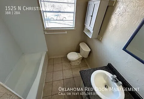 1525 N Christine Dr — Photo 9
