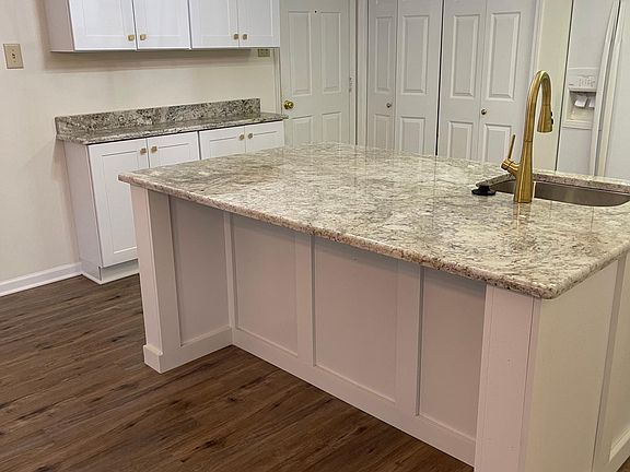 3rd image of 1540 Fox Meadow Cir