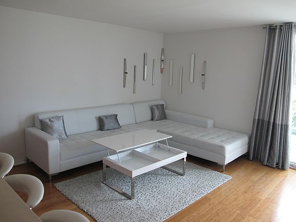 2nd image of 1035 West Ave APT 308