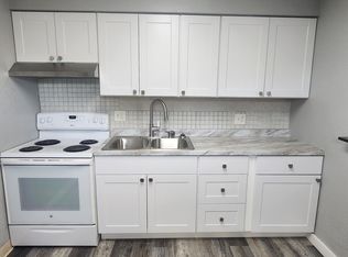 2219 7th St S, Saint Petersburg, FL 33705