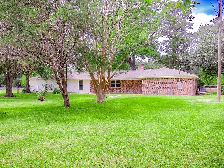3240 County Road 155 — Photo 48