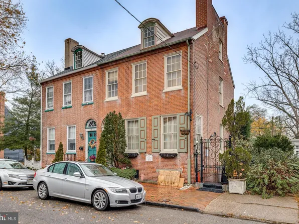 119 Buttonwood St, Mount Holly, NJ 08060