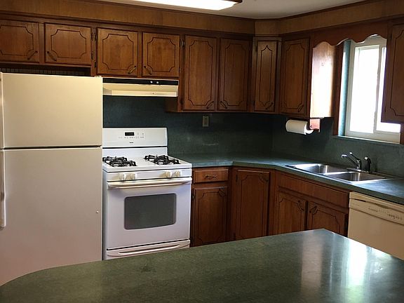 4th image of 202 N Glenwood St