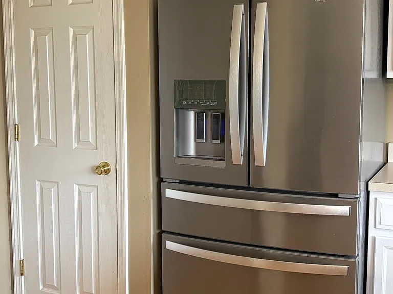 7609 Carlton Dr — Photo 12