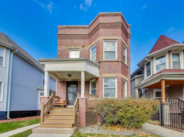5928 W Walton St, Chicago, IL 60651