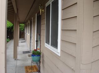 3225 S 152nd St APT 4, Seatac, WA 98188