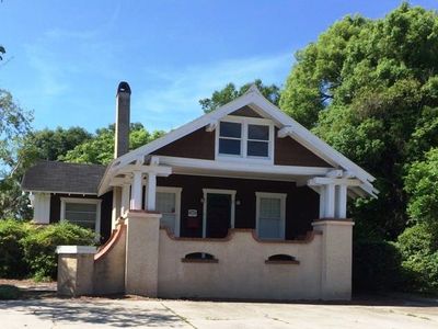 528 W New York Ave, Deland, FL, 32720