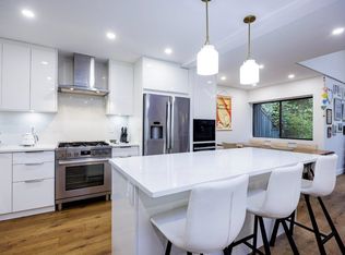 4001 Mount Seymour Pkwy #209, North Vancouver, BC V7G 1C2