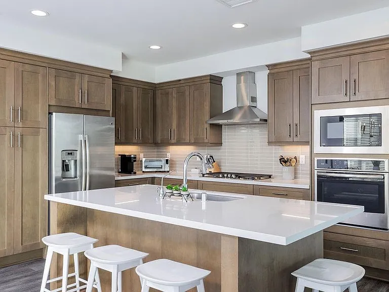 538 Doheny Way — Photo 1