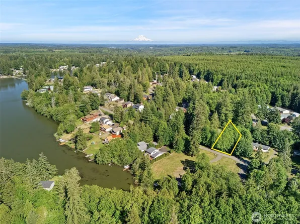 1891 SE Crescent Drive, Shelton, WA 98584