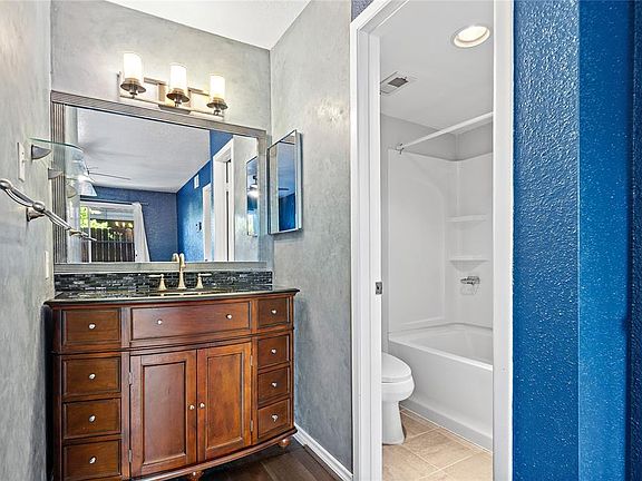 4th image of 2601 S Braeswood Blvd APT 1407