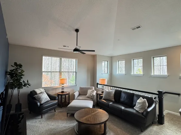 710 Kathy Ann Way W, Carrollton, VA 23314