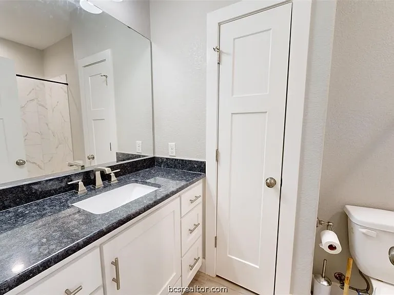 513 Kubin St — Photo 12