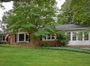 26 Beechwood Dr, Morristown, NJ 07960