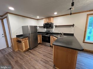 143 E Valley Point Ln #1123, Claysburg, PA