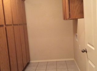 2715 E Holmes Dr, Fayetteville, AR 72701