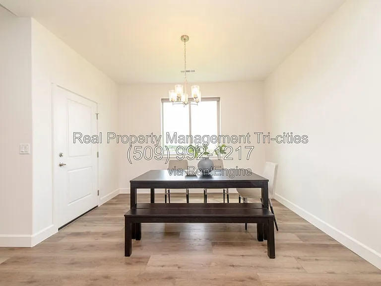 8004 Massey Dr — Photo 9