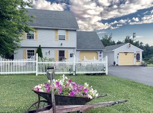 1445 Winter Ct, Effort, PA 18330