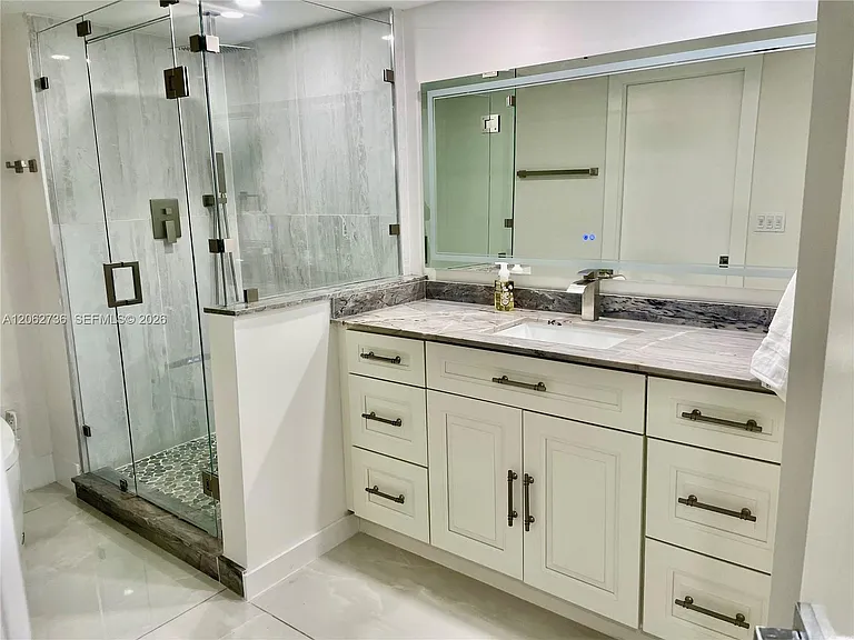 300 Three Islands Blvd #603 — Photo 14