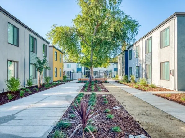 Courtyard at Artisan Square by Trion Living