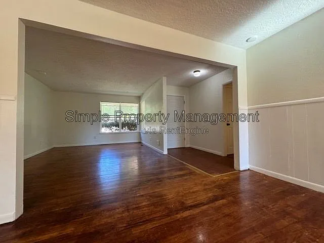 816 Willow Ln — Photo 6