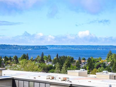 4517 44th Avenue SW Unit B, Seattle, WA, 98116