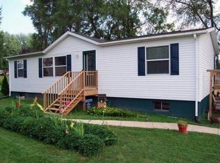730 West St, La Valle, WI 53941