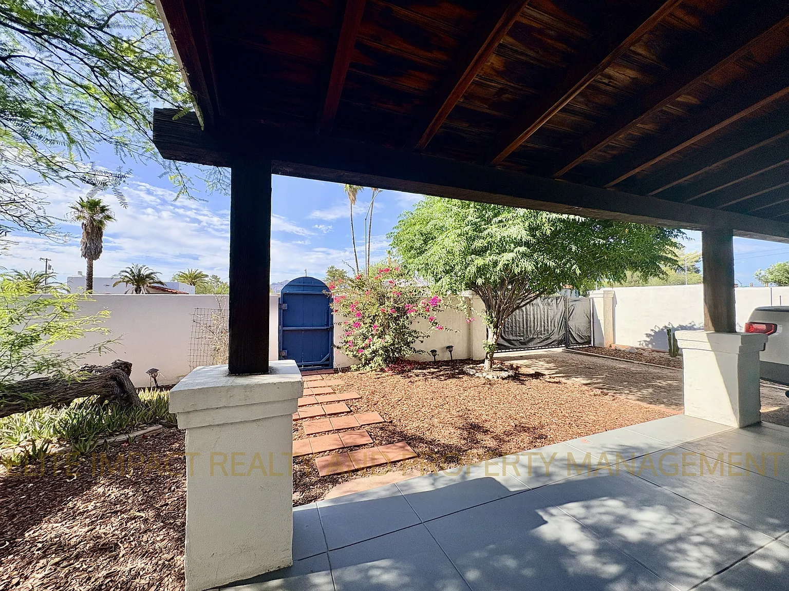 1718 East Grant Road - 1 — Photo 3