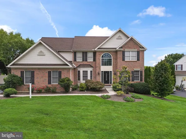 3381 Harwood Ln, Reading, PA 19608