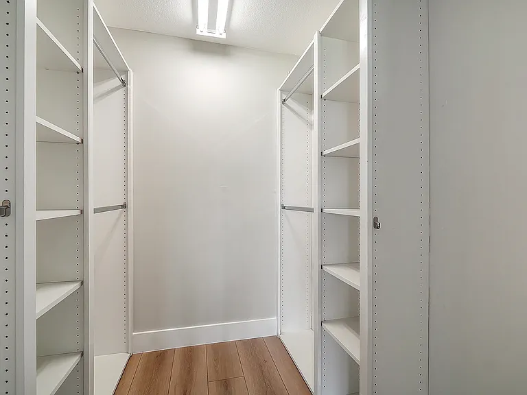 5533 Avellino Pl — Photo 16