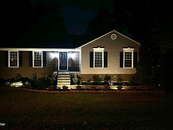 3rd image of 1004 Harmony Ln