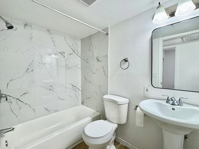 2920 Siki Ct #C — Photo 11