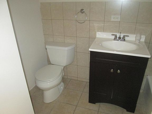 2nd image of 10116 Holly Ln