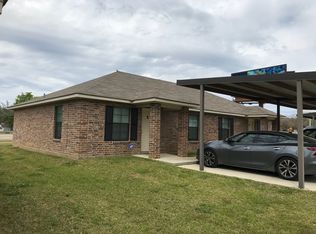 617 Baptist St #E, Pineville, LA 71360