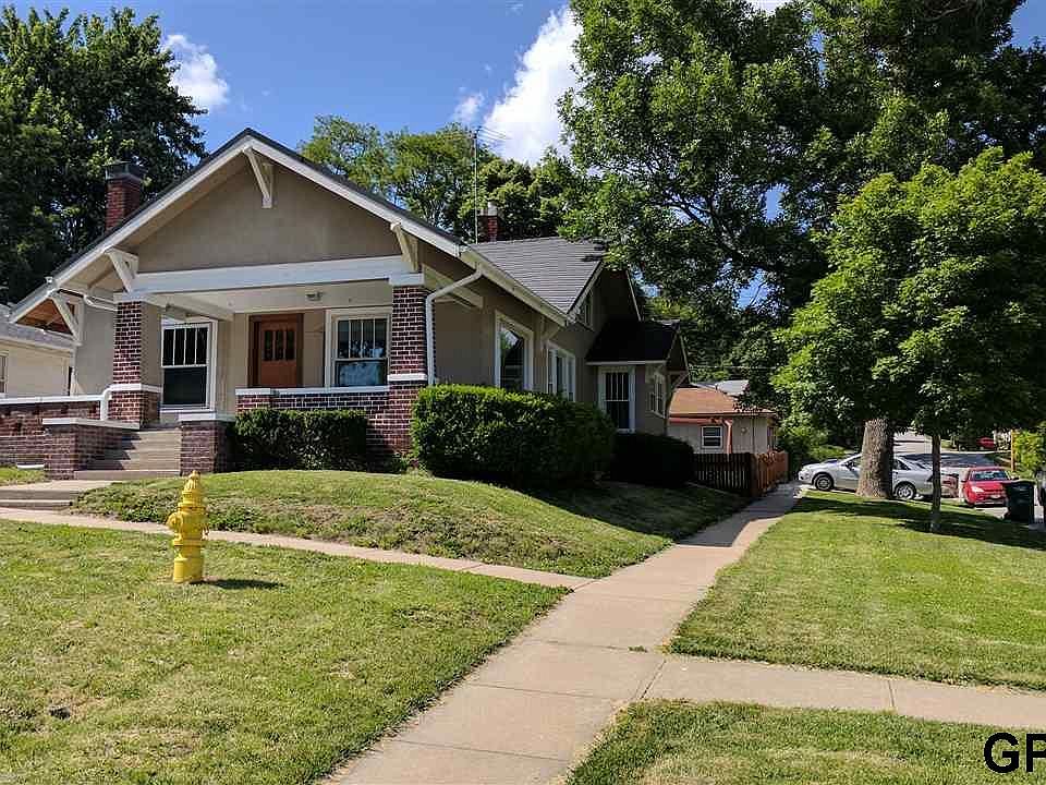 1st image of 702 Avenue C