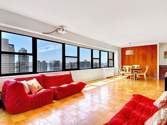 2nd image of 160 E 38th St APT 31E